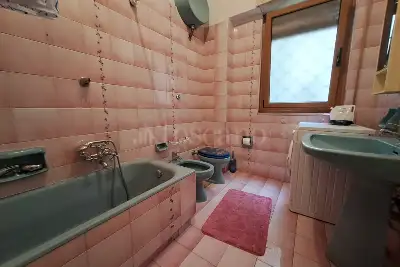 Casa in vendita, Via Lucio Lepidio, Roma