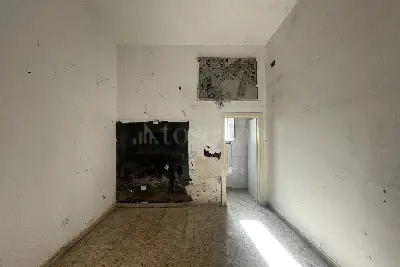 Negozio in vendita, Via Re Federico, Palermo