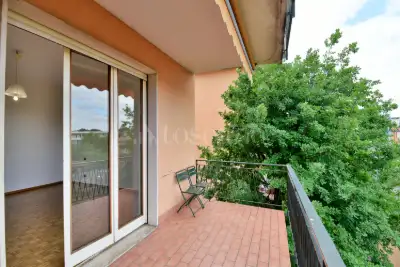 Casa in vendita, Via Muggiò, Como