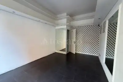 Negozio in vendita, Via di Monte Verde, Roma