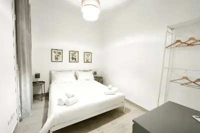 Palazzo in vendita, Via Madonna della Volta, Palermo