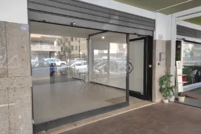 Negozio in vendita, Via Costanzo Casana, Roma