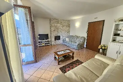 Casa in vendita, Via Villa Sera, Caino, Caino