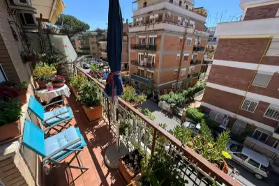 Casa in vendita, Via dei Buonvisi, Roma