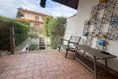 Villa Plurifamiliare in vendita, Viale delle Camelie, Sabaudia