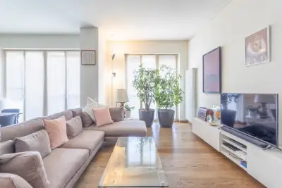 Casa in vendita, Viale Luigi Majno, Milano