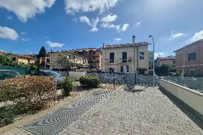 Casa in vendita, Grottaferrata Via Rossano Calabro, Grottaferrata