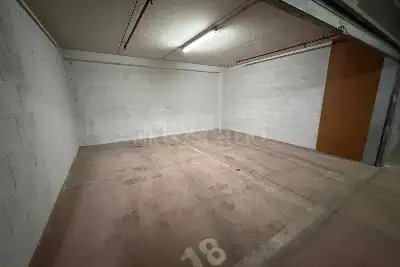 Box in vendita, Via Laetitia Abbaticola, Bari