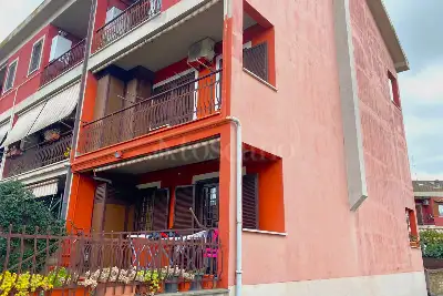 Villino a Schiera in vendita, Via di Ponte Ladrone, Roma