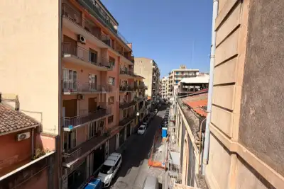 Casa in vendita, Via Genova, Catania