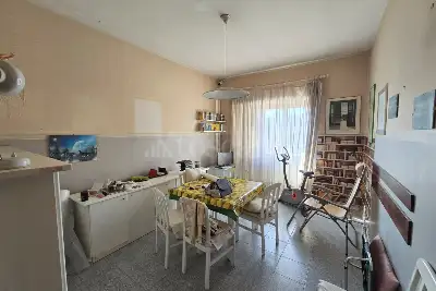 Casa in vendita, Via Deruta, Roma