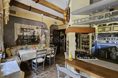 Villa in vendita, Viale di Castel Porziano, Roma