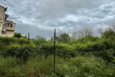 Palazzo in vendita, Via Francesco Tedesco, Avellino