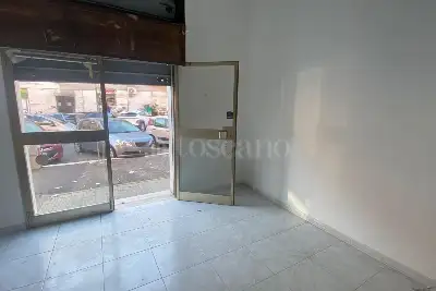 Negozio in vendita, Via degli Aceri, Roma