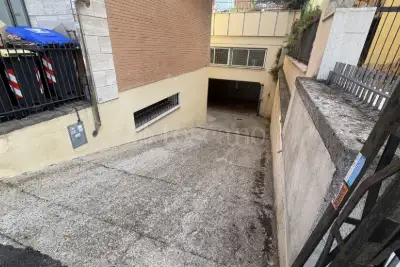 Box in vendita, Via di Giardinetti, Roma