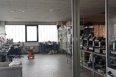 Capannone in vendita, Via dell' Agricoltura, Lodi