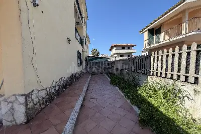 Casa in vendita, Via delle Capinere, Ardea