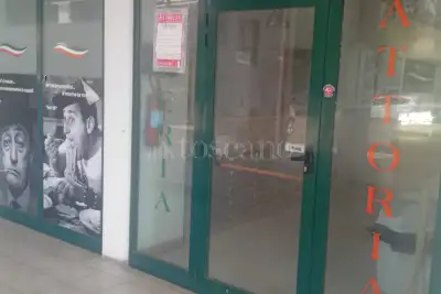 Negozio in vendita, Via degli Aurunci, Latina