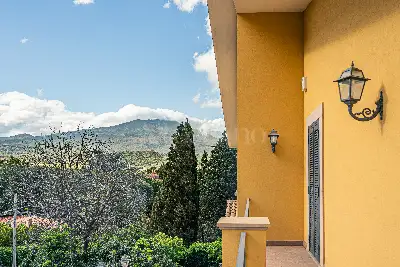 Villa in vendita, Via San Tommaso D'Aquino, Trecastagni