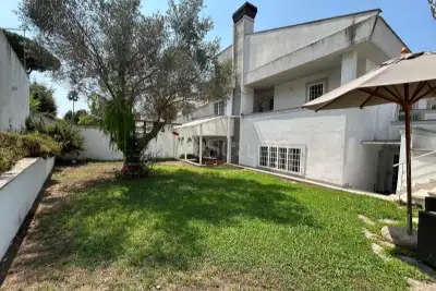 Villa Plurifamiliare in vendita, Via Pietro Nardini, Roma