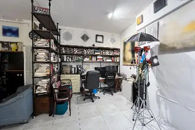 Laboratorio in vendita, Via Lario 13, Milano