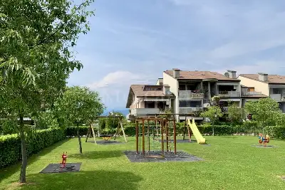 Casa in vendita, Via Giulio Cesare, Desenzano del Garda