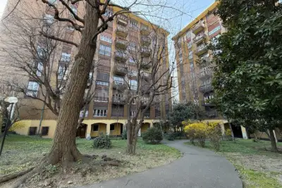 Casa in affitto, Via Giambellino, Milano