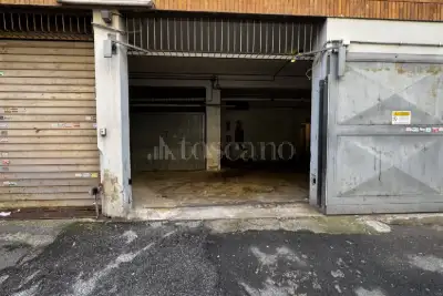 Garage in vendita, Via Ettore Paladini, Roma