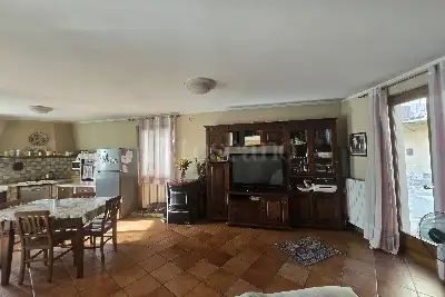 Casa Indipendente in vendita, Ad.ze Casa Natale di Papa Paolo VI, Concesio