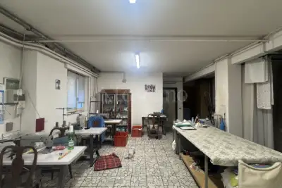 Laboratorio in vendita, Via Bruno Buozzi, Prato