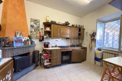 Casa in vendita, Via Isonzo, Nettuno