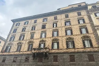 Casa in vendita, Via Cavour, Roma