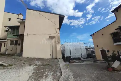 Casa Indipendente in vendita, Via Trento, San Pio delle Camere