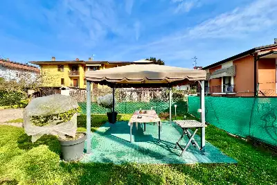 Villa Bifamiliare in vendita, Via Menasasso, Desenzano del Garda