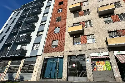 Casa in vendita, Piazza Enrico Chiaradia, Milano