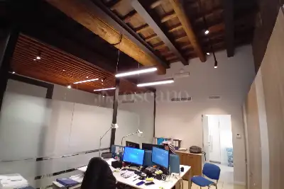 Negozio in vendita, Via dell'Archetto, Roma