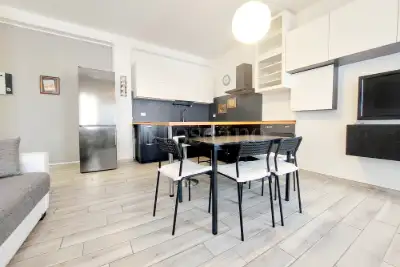 Casa in affitto, Via Tavazzano 16, Milano