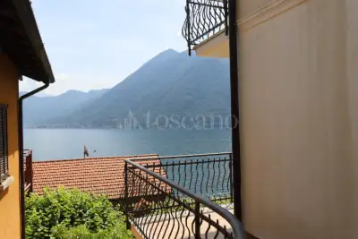 Casa Indipendente in vendita, Via Schignano, Argegno