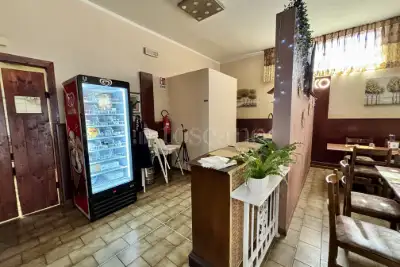 Attività Commerciale in vendita, Via Statale, Calcinato