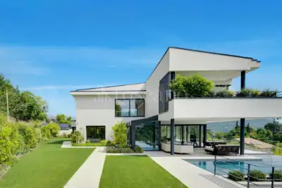 Villa in vendita, Via Privata dei Castagni, Salò
