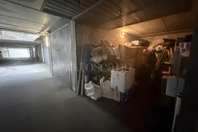 Box in vendita, Via Antonio Fogazzaro 19, Milano