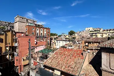 Casa in vendita, Via della Luce, Roma