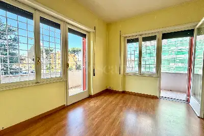 Casa in vendita, Via Tuscolana, Roma