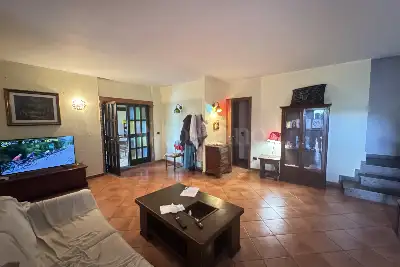 Villa in vendita, VIA MANUEL DE FALLA, Roma