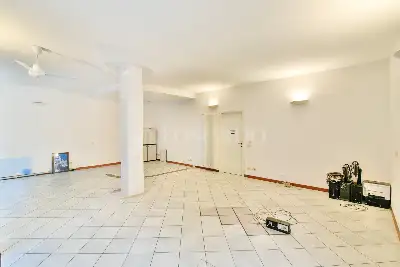 Negozio in vendita, Via Rezzonico, Como