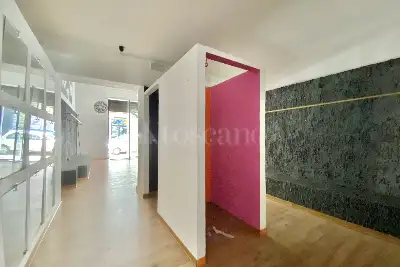 Negozio in vendita, Via Maddalena, Messina