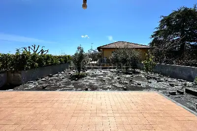 Villa in vendita, Via Marco Polo, Pedara