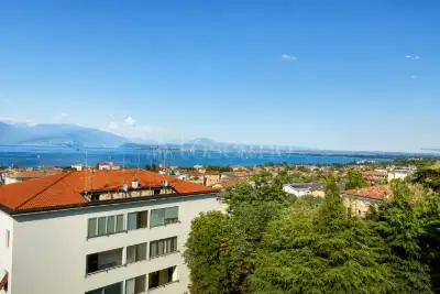 Casa in vendita, Piazza Luigi Einaudi, Desenzano del Garda