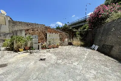 Casa Indipendente in vendita, Via Nazionale Ortoliuzzo, Messina