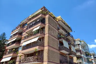 Casa in vendita, Via Calvi dell'Umbria, Roma